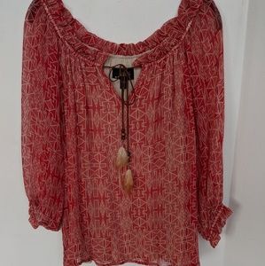 Akiko🧡red hot off the shoulder🧡EUC🧡sz M